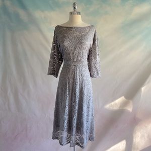 Gray Floral Lace Scooped Neckline Cocktail Midi Dress 4XL / 22